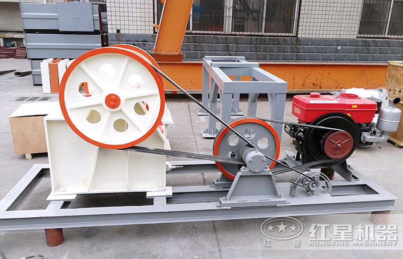 小型細(xì)顎式破碎機